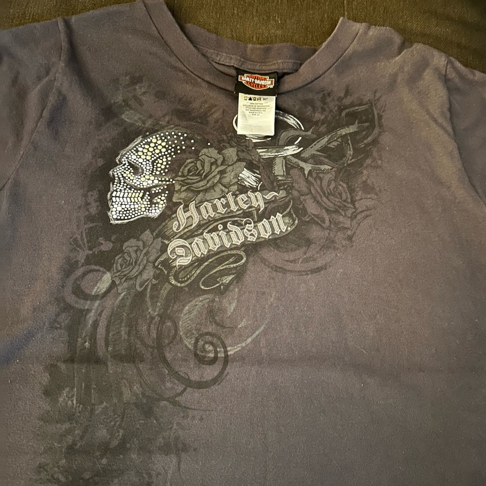 Harley-Davidson Gray Short Sleeve Tee with Graphic Design